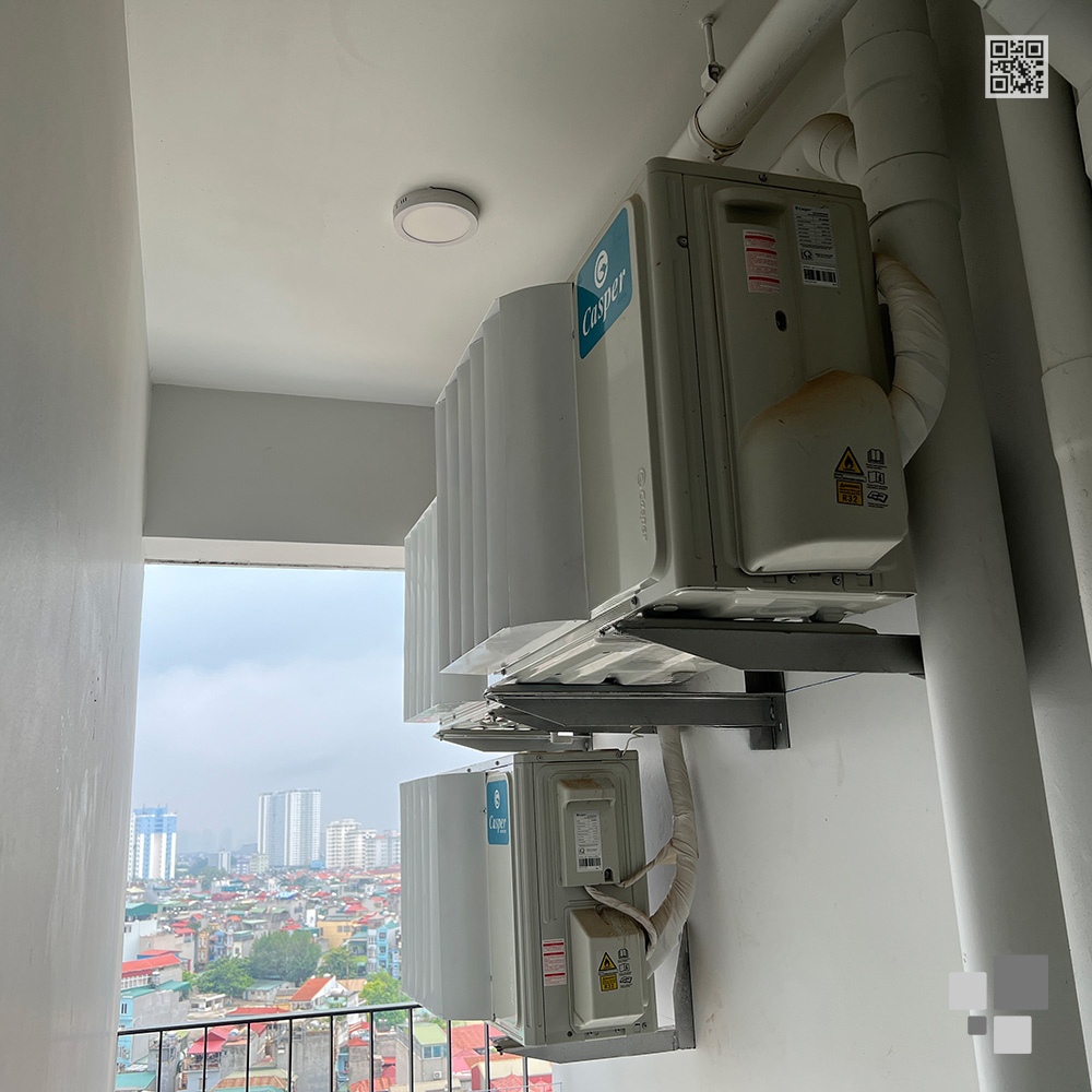 Louver tấm chuyển hướng gió CHG57 lắp đặt cho ban công chung cư 2